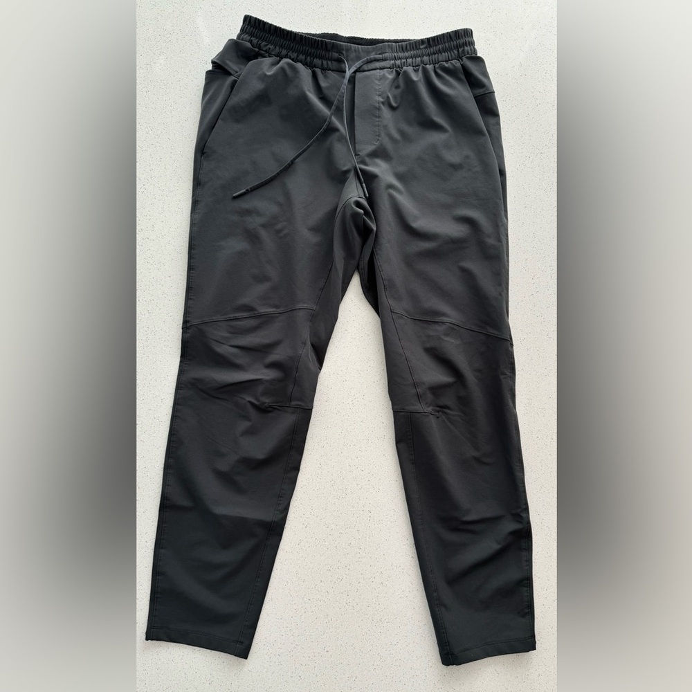 Men’s lululemon grey Pace Breaker Joggers. Size large.